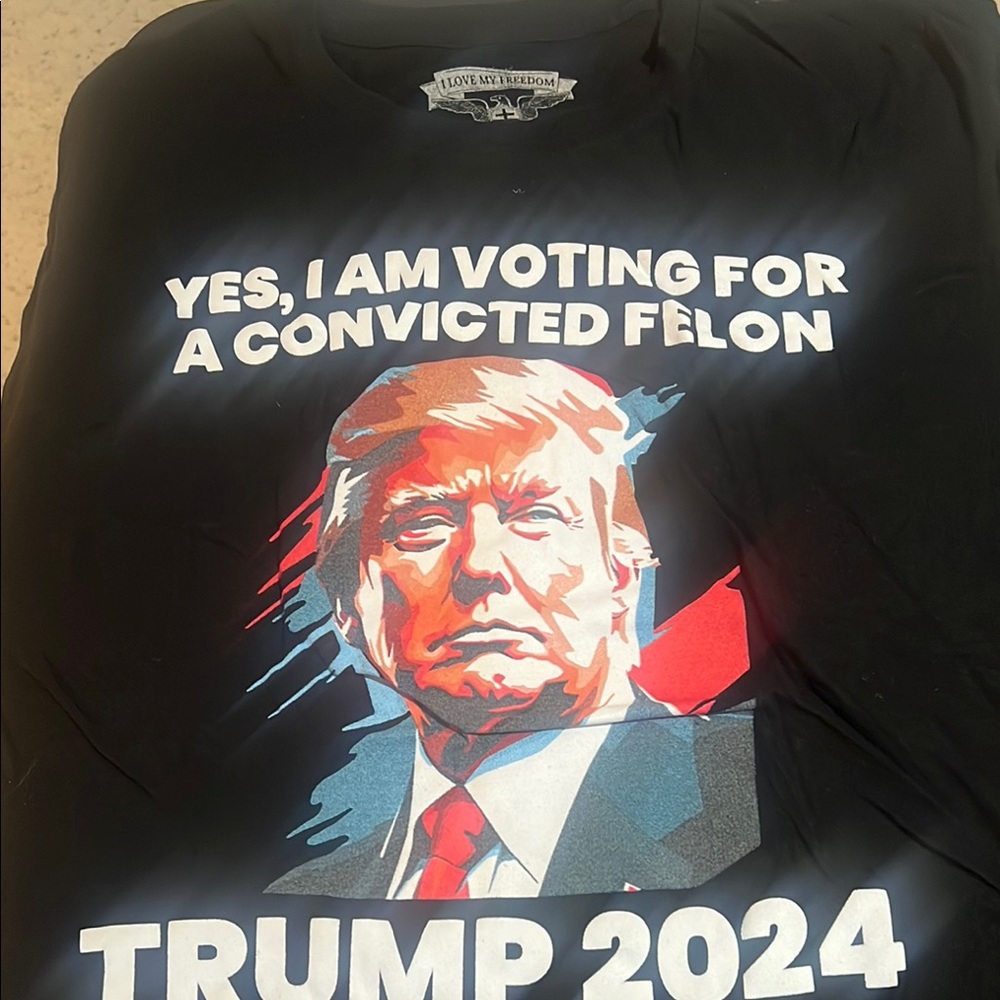 Black Graphic Tee -Trump